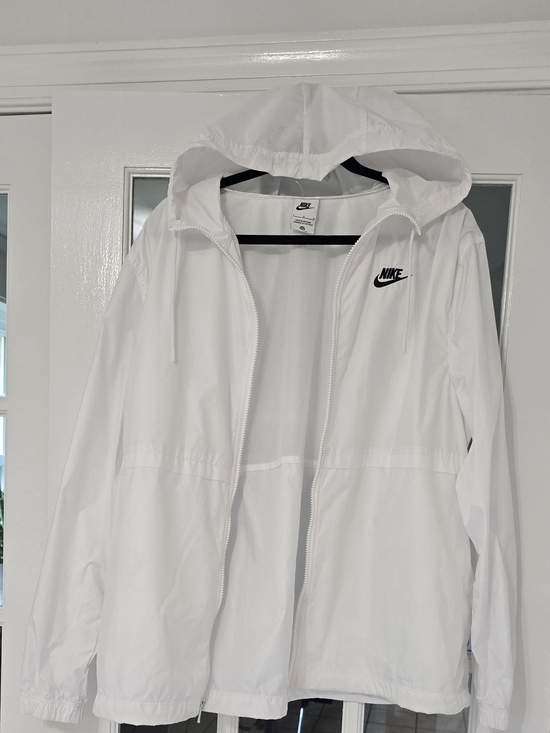 Nike Jackets & Blazers - Nike Sportswear Essential Repel Women's Jacket White Large Windbreaker DM6179-10